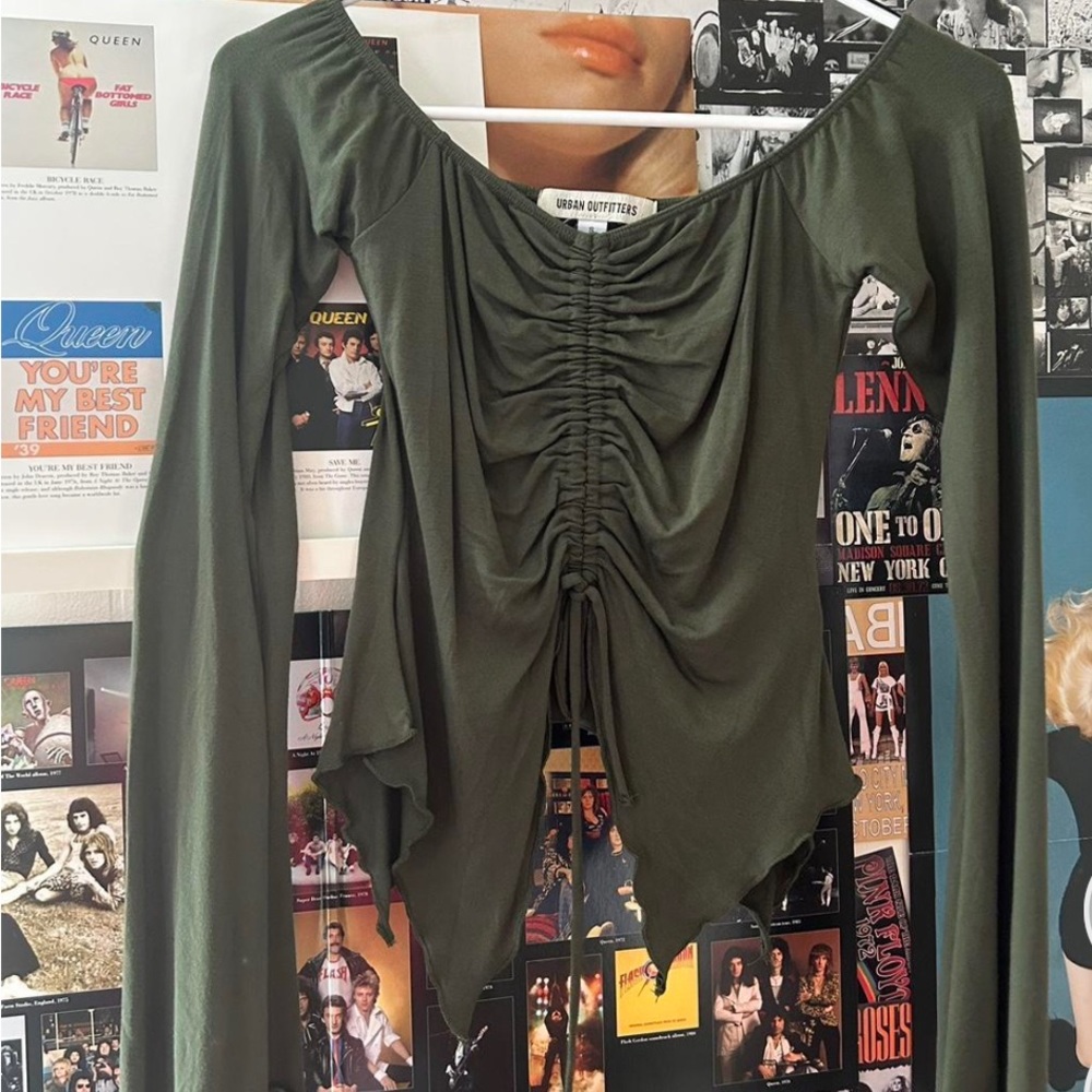 urban outfitters flowy green top